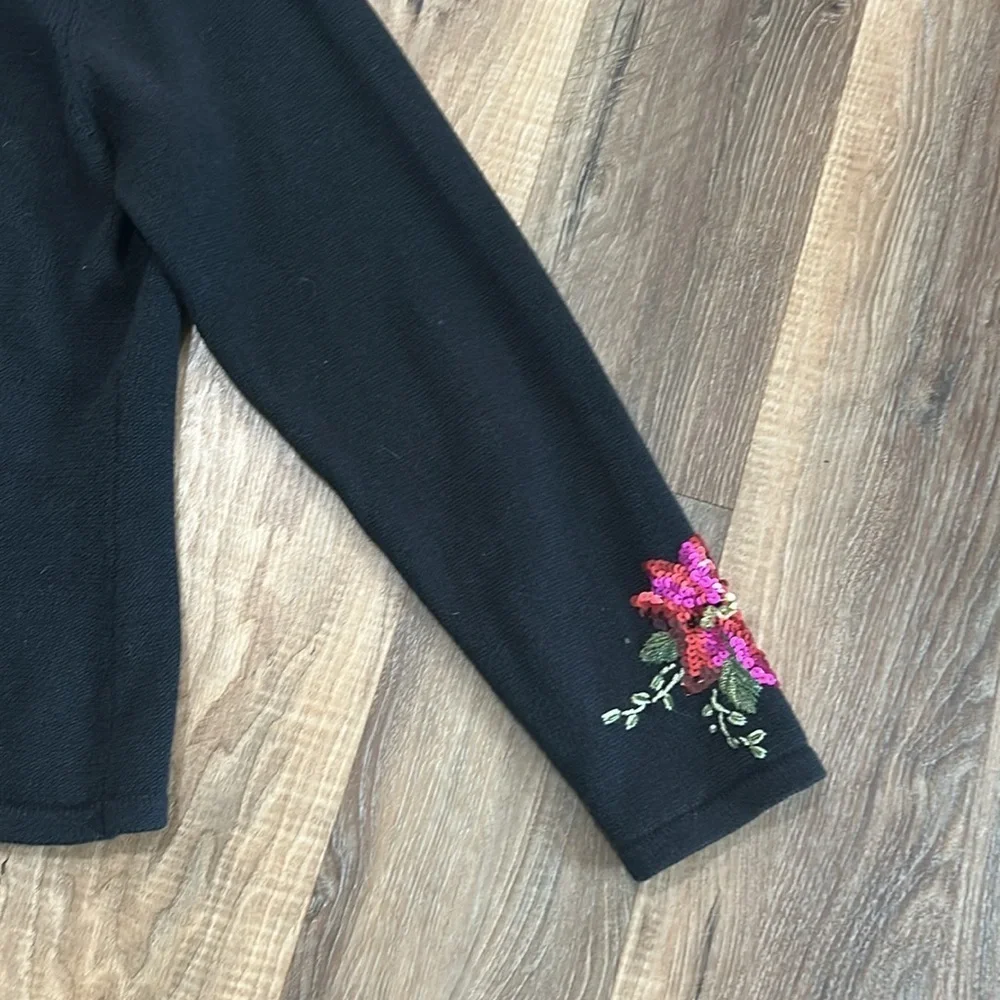 Tiara International Christmas Collection Poinsettia Blk Cardigan Sequin Beads L